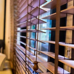 Corde D'Ombrage Tressé Marron 50 M/Rouleau Avec 4 Pièces Marron Pendentif En Bois Pour Aluminium Store Ombre, Plante De Jardinage Et De L'Artisanat (Marron)T-Audace -Promos Garde Plante Boutique 58166532 4