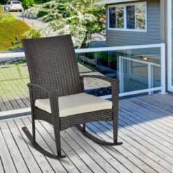 OUTSUNNY Fauteuil à Bascule Rocking Chair Avec Coussin D'assise Déhoussable 66L X 88l X 98H Cm Résine Tressée Imitation Rotin Chocolat -Promos Garde Plante Boutique 7301365 2